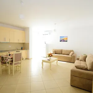 https://harrisarvien-apartaments.albaniahotels.org